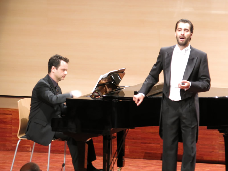 Pianist Fábio Bezuti with Spanish tenor Josep Viader at Auditori Municipal de Santa Coloma de Farnes, Catalunya, Spain, August 24, 2014.