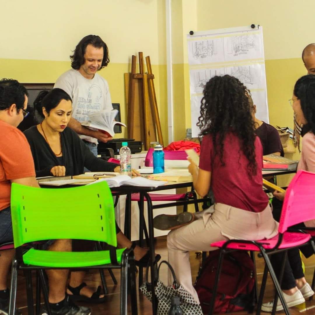 First day of work in the French diction for Carmen, in Vitoria, ES - Brazil. Luciana Bueno (Carmen), Helenes Lopes (D. Jose), Chiara Santoro (Frasquita), Priscila Aquino (Mercedes), Willian Donizetti (Dancairo), Arifer Gomes (Remendado), Alessandro Santana ( Zuniga), Flavio Lauria (Morales), Gabriella Pace (Micaela) and Homero Velho (Escamillo). October/November, 2019.